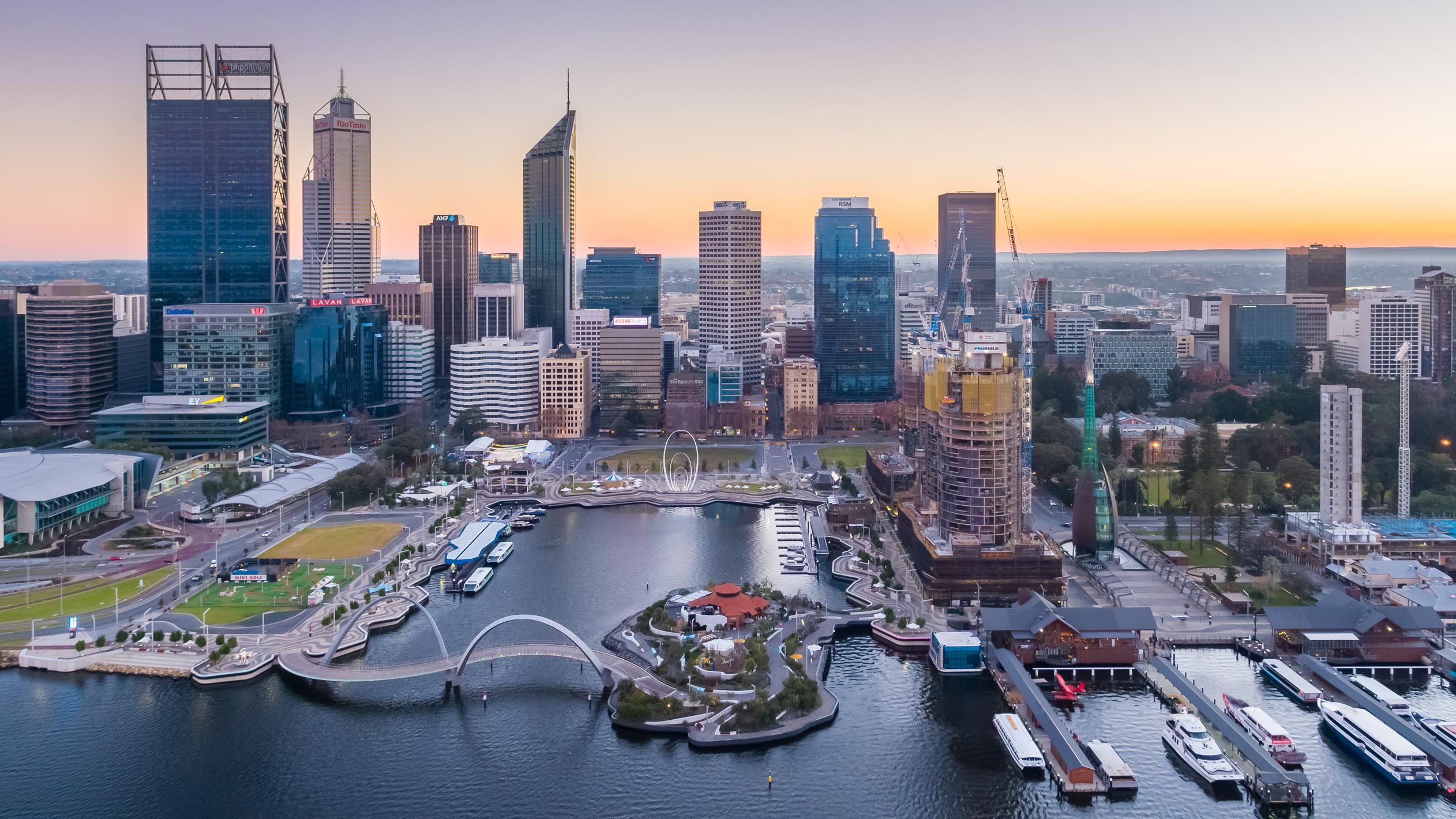A_260219buscityskyline001.JPG